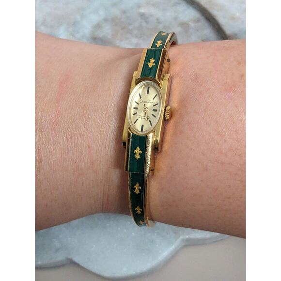 Vintage Chandler Gold Tone Manual Bangle Watch Deep Green Enamel Gold Accents - Picture 1 of 8